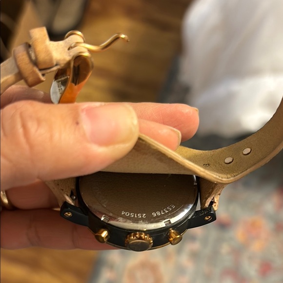 Fossil Tan and Rose Gold Classic Watch with Leather Strap - Picture 5 of 7